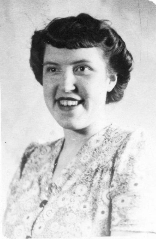 Len at age 17. Portrait by Tudor Studios, Sauchiehall Street, Glasgow on 24 May, 1943