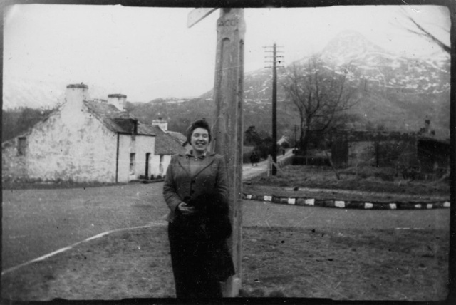 Len, Glencoe village, Feb 1945 png