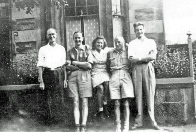 Bulbecks at 26, no mum png