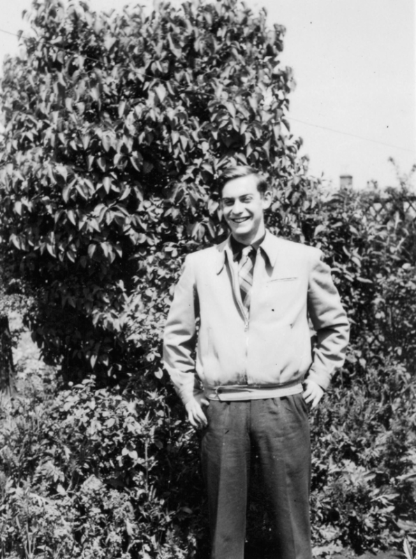 Noel, army drab 2 png